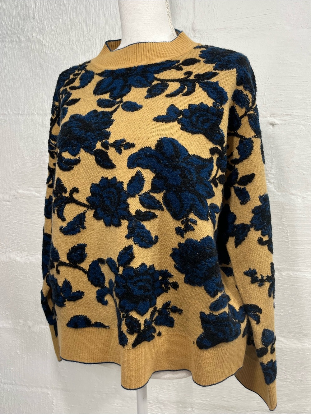 ANN TAYLOR FLORAL JACQUARD SWEATER ONE OF A KIND SAMPLE PIECE (417) - Picture 12 of 16